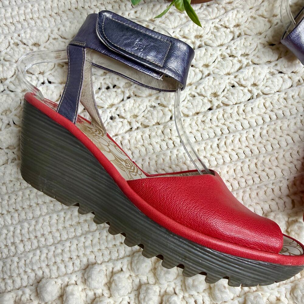FLY LONDON Women's 40 US 9 YULA Leather Wedge Sandal Red Pewter Ankle Strap - Picture 6 of 16